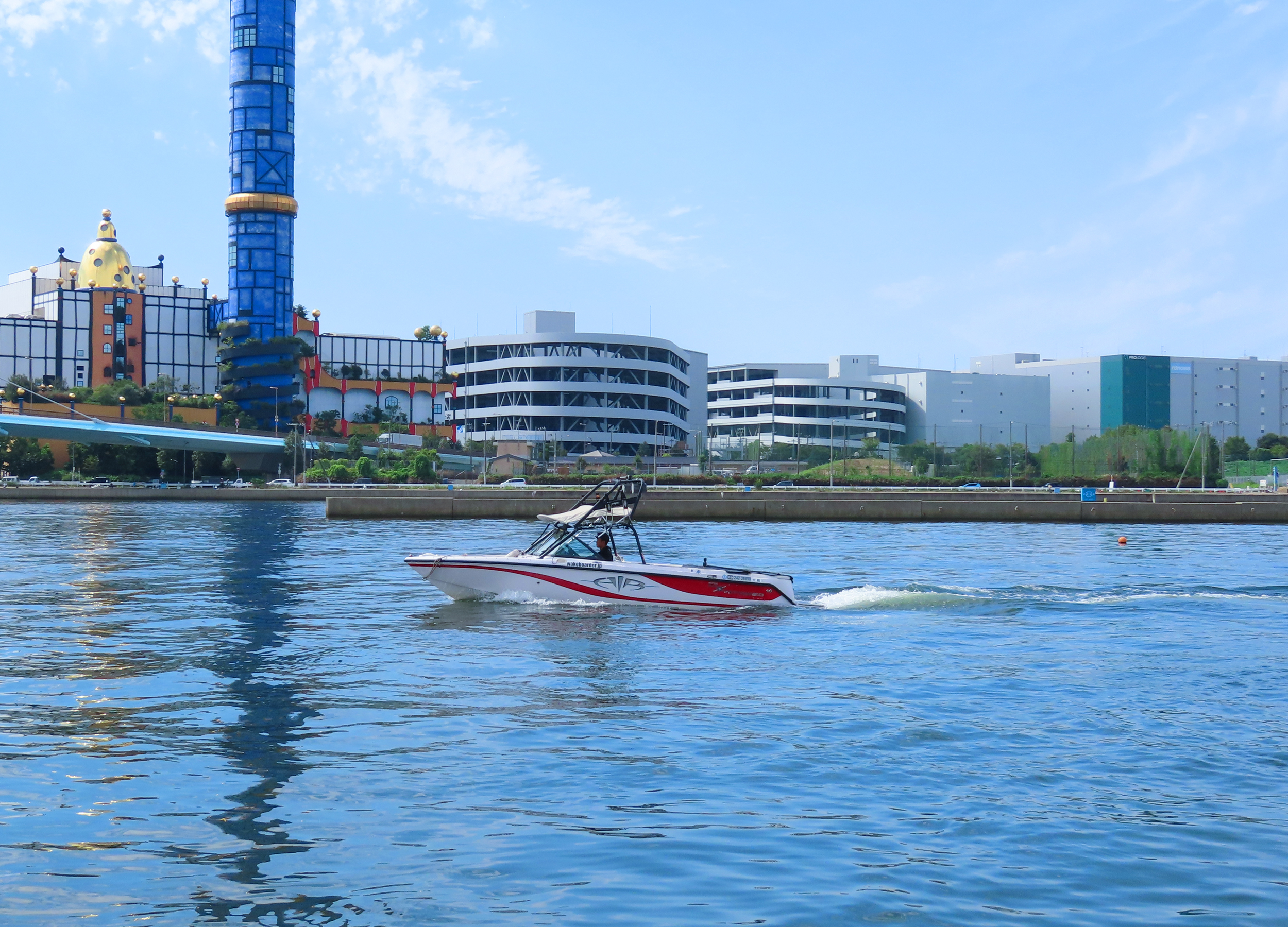グランピング施設大阪北港マリーナリゾートHULLで海遊び＆マリンスポーツ体験